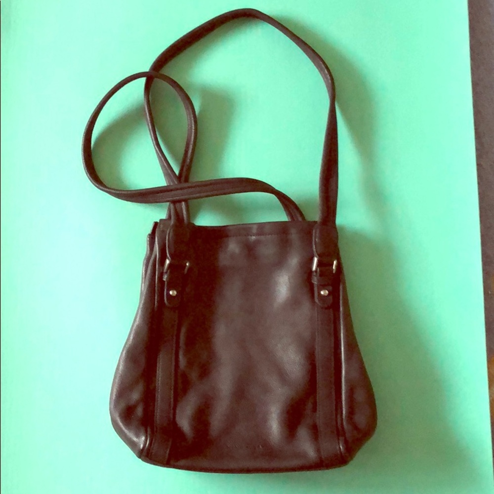 NWOT* Nine West premium black leather shoulder bag